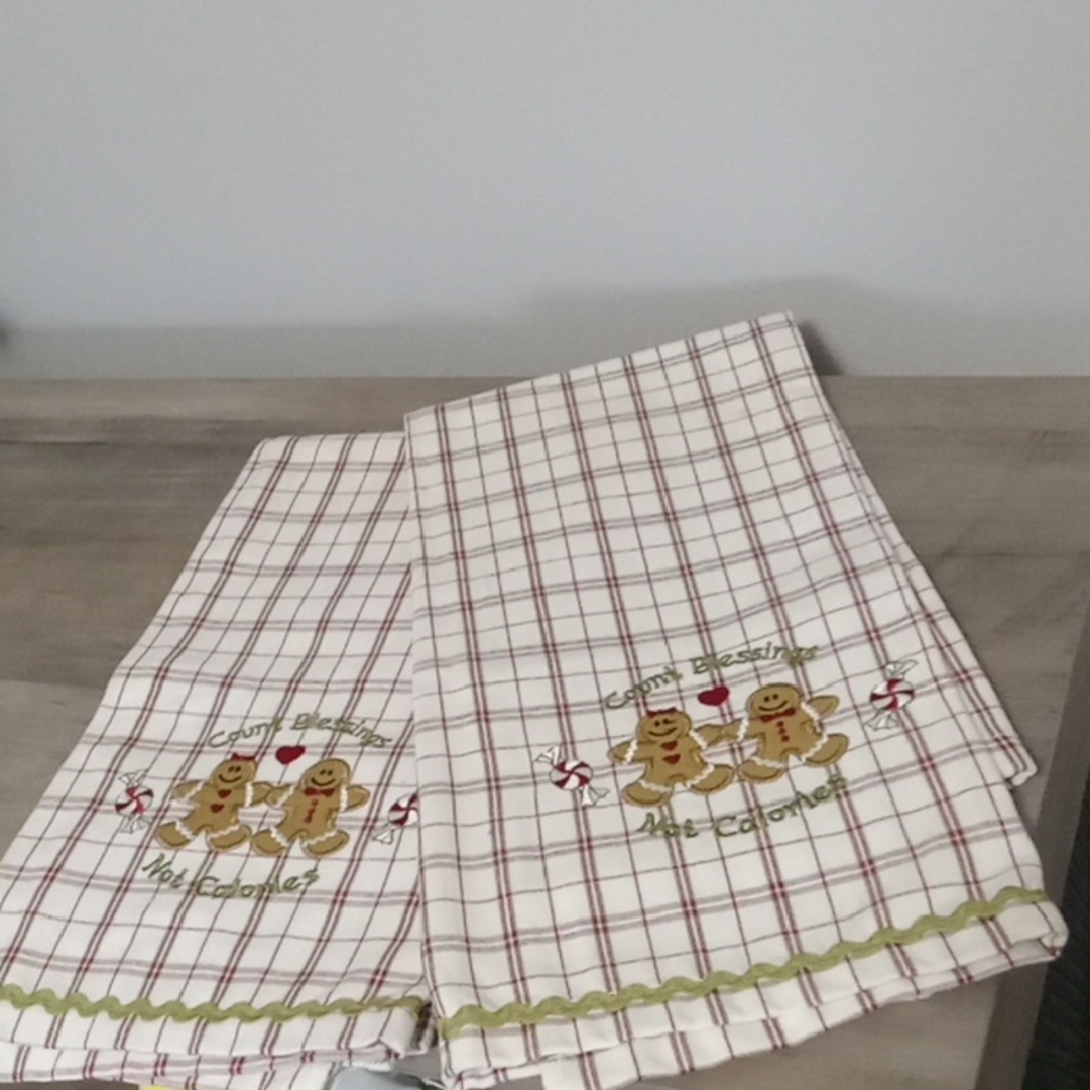 Gingerbread Embroidered Kitchen Towels Set Of Two